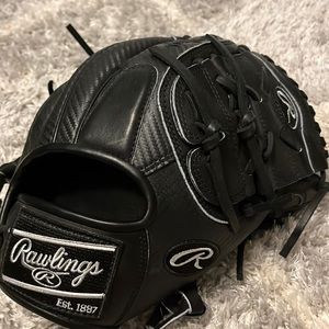 Brand New Rawlings Heart Of the Hide